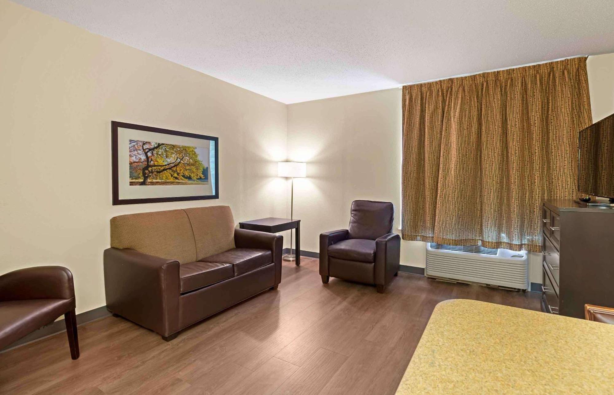Extended Stay America Suites - North Chesterfield - Arboretum Richmond Exterior foto